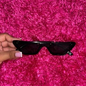 PLT CAT EYE SHADES ⭐️